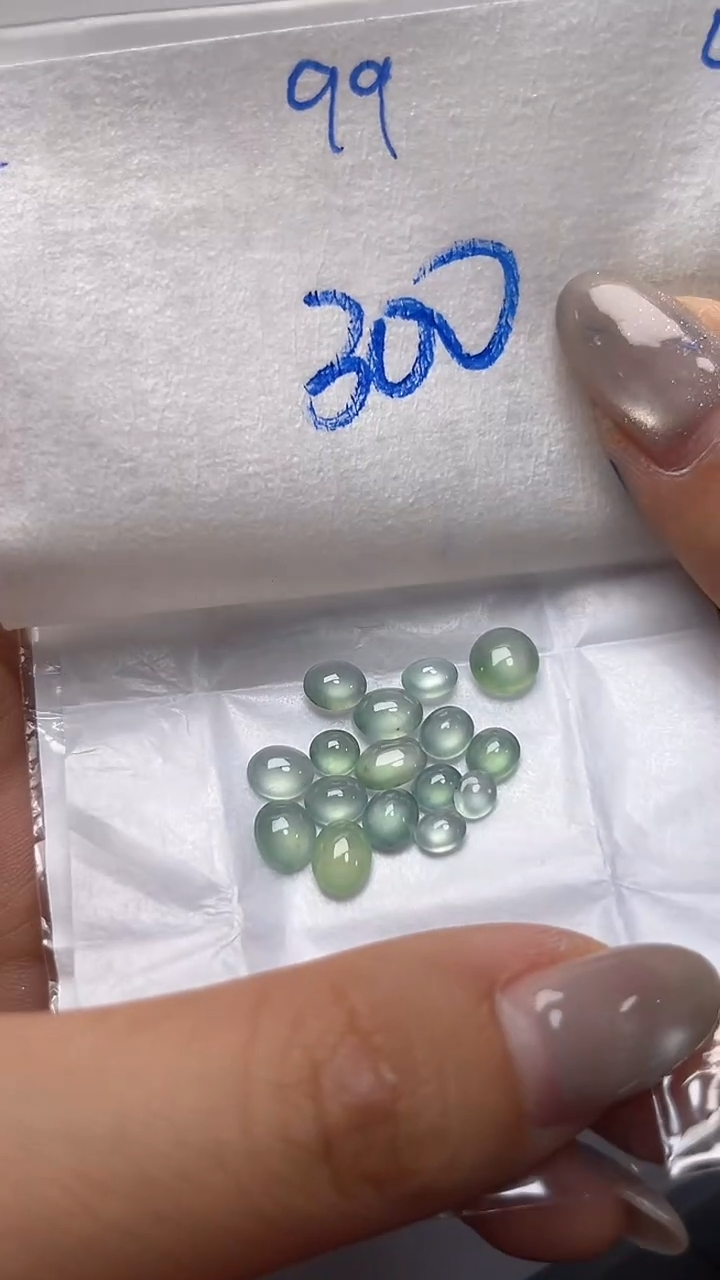 翡翠裸石未镶嵌天然缅甸A货翡翠99