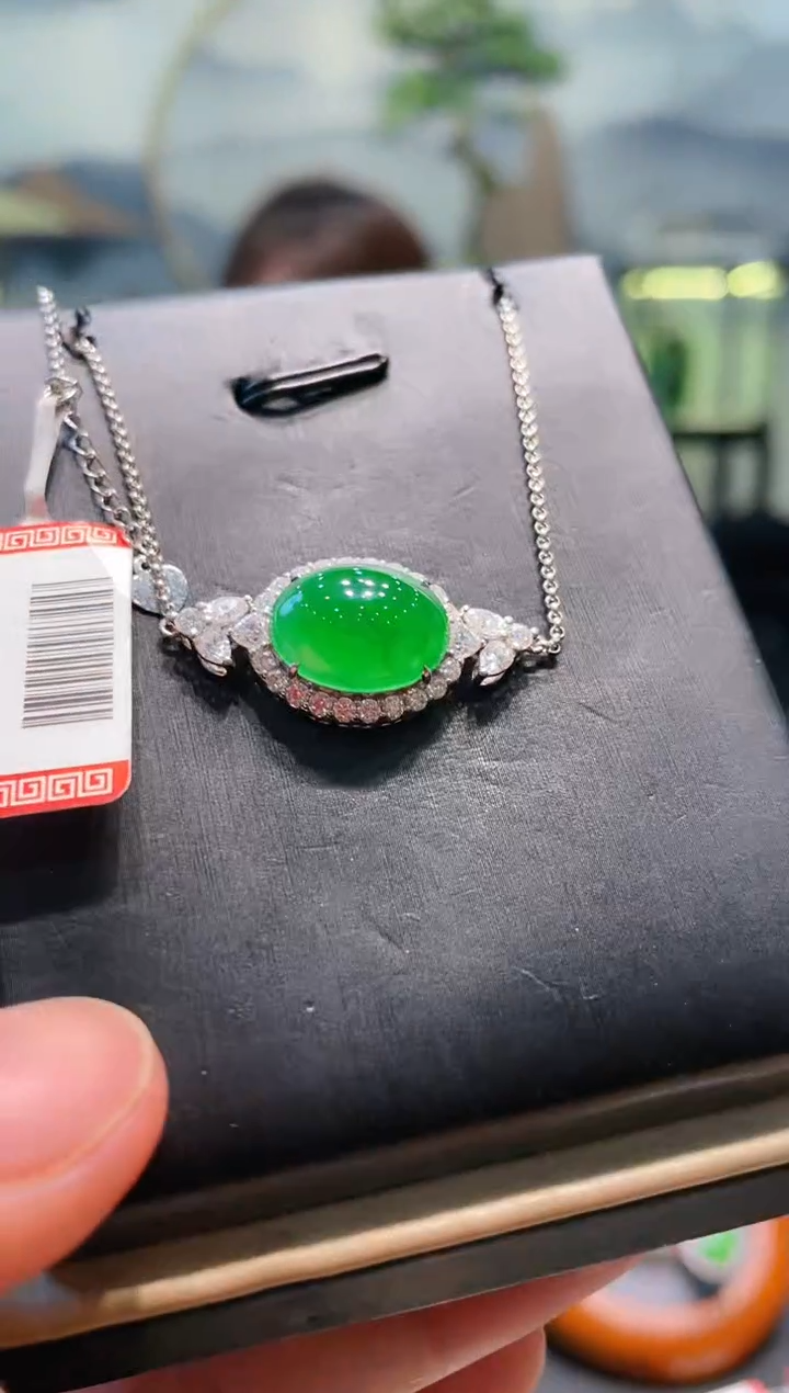 【闪购商品】翡翠颈饰18K金镶嵌A121天然A货翡翠