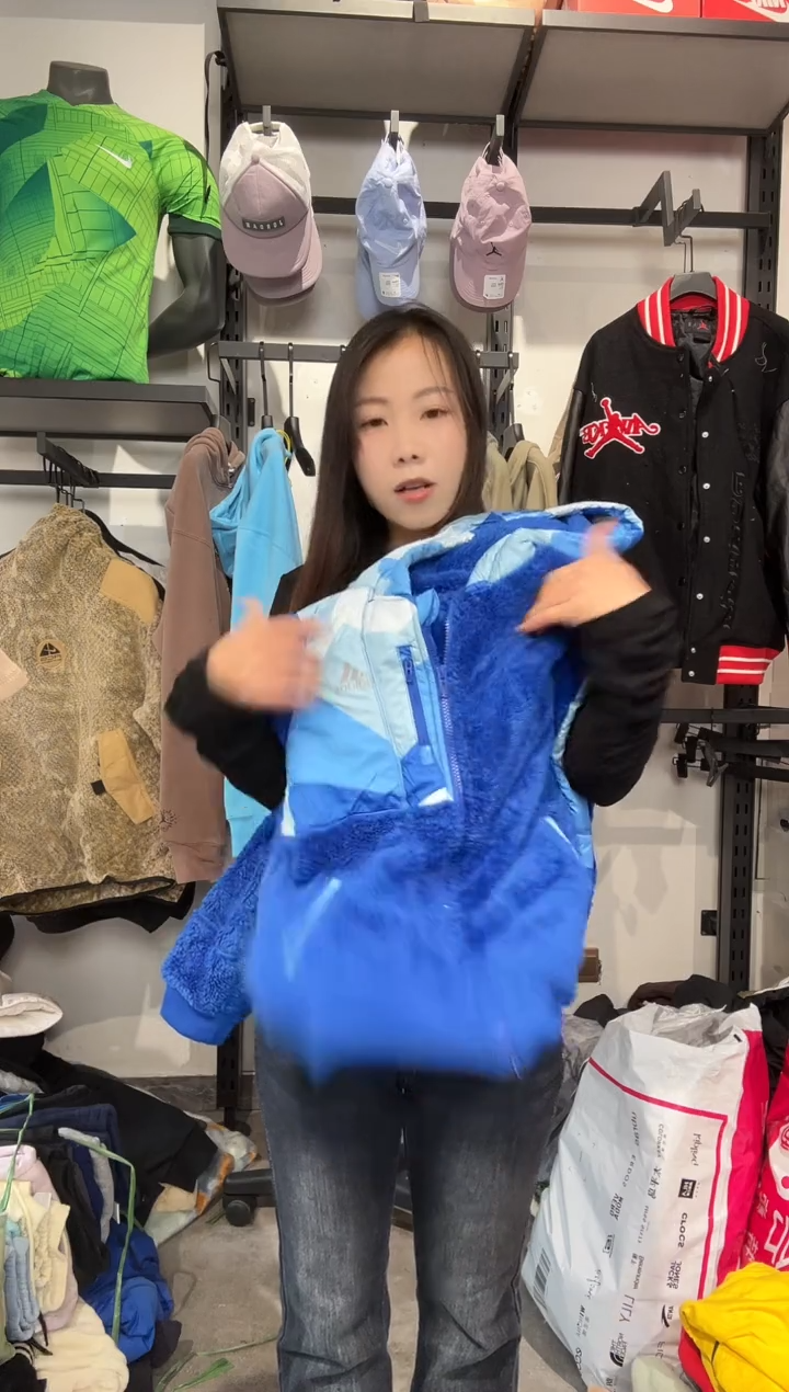1630 闪购编码  阿迪运动卫衣裤以直播间过款为准 尺码.130