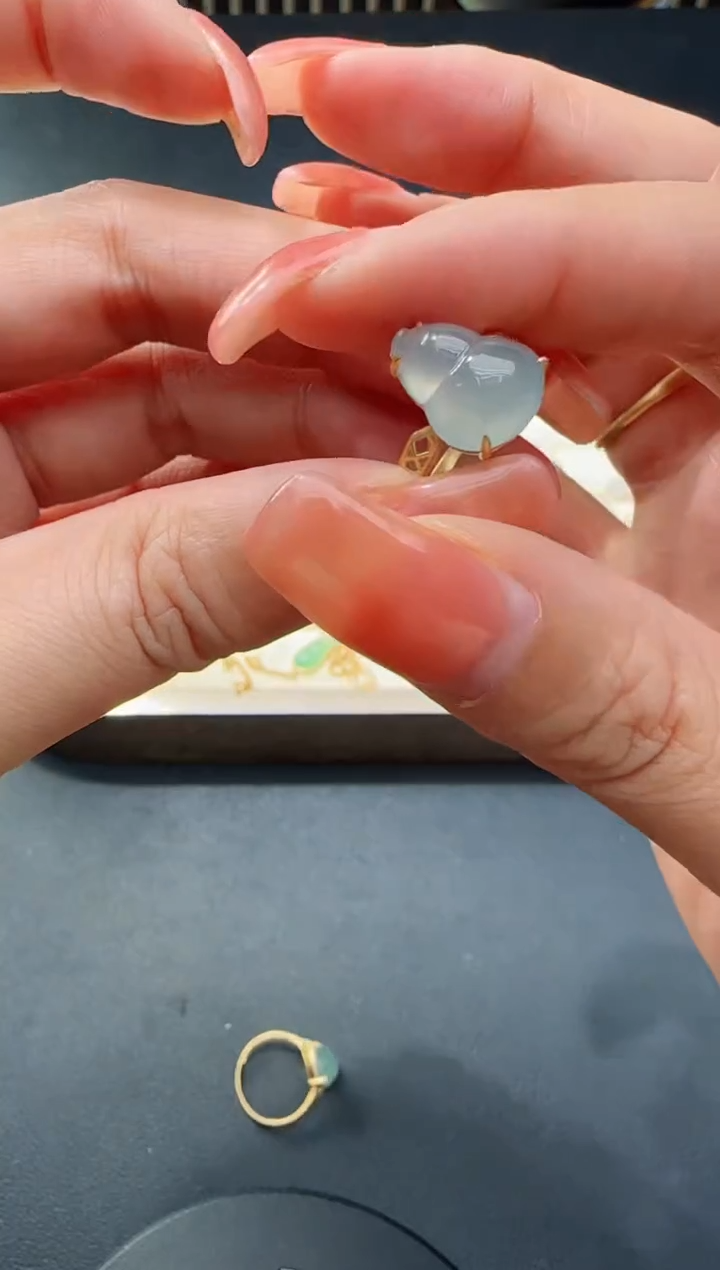 【闪购商品】翡翠戒指18K金镶嵌TZG0115067