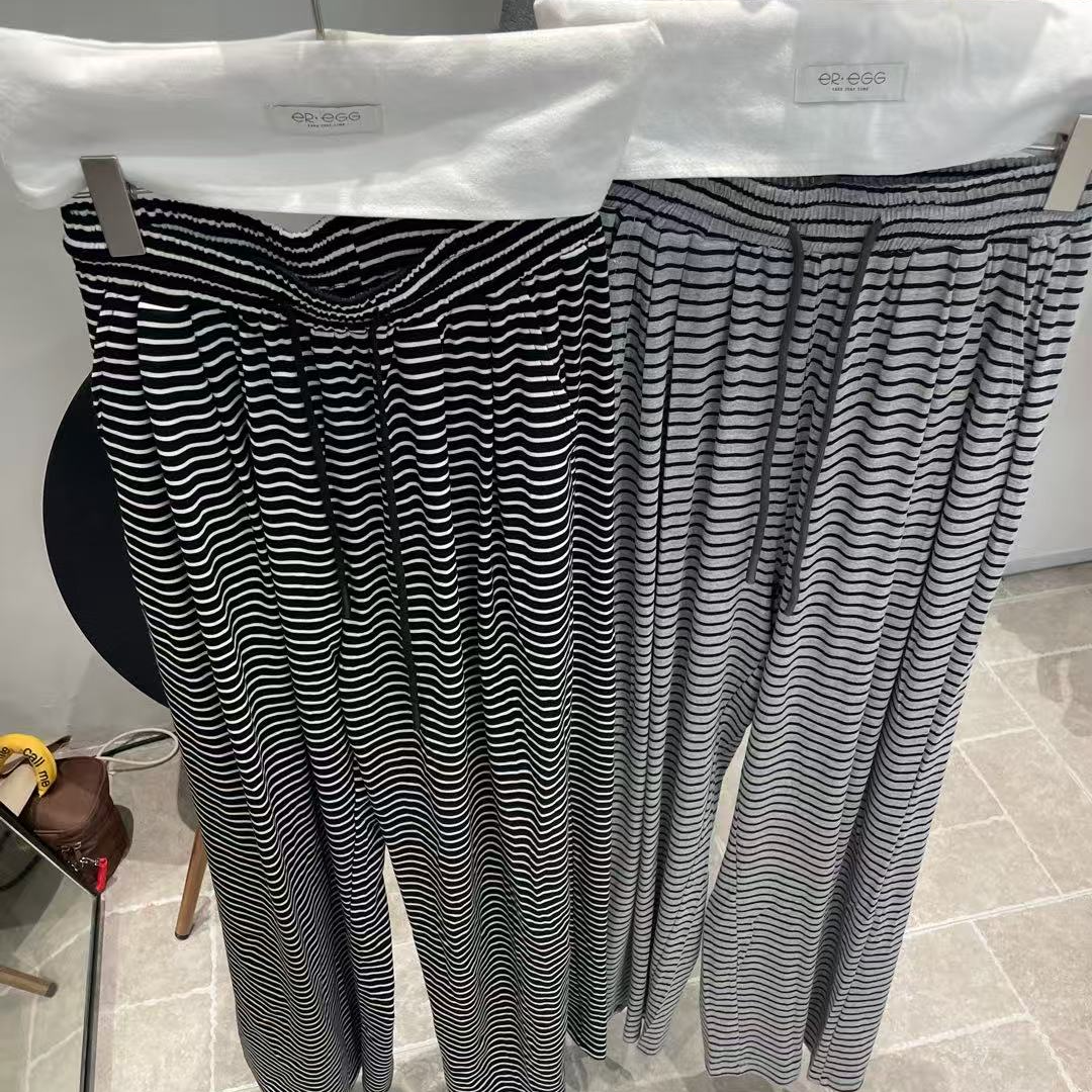 28239-1夏日怎么能缺少条纹裤~慵懒机场条纹拖地裤