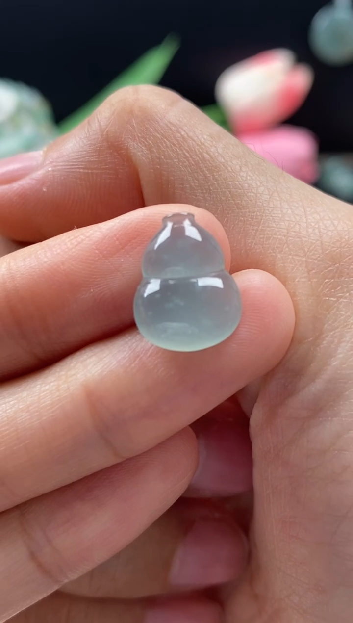 【闪购商品】翡翠颈饰未镶嵌翡翠晴底葫芦