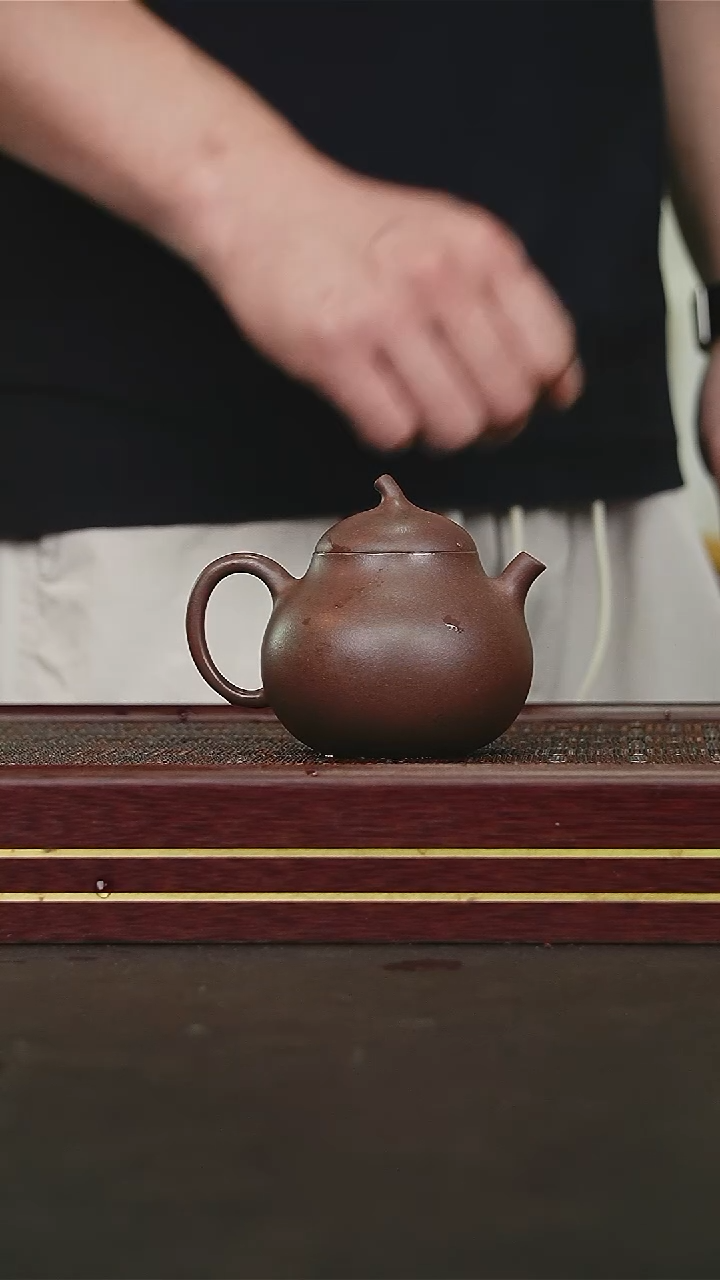 茶壶紫砂紫泥茄瓜mdw