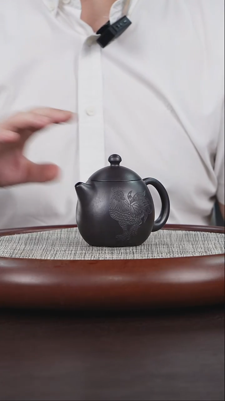 茶壶紫砂王*板紫罗兰刻绘龙蛋255cc