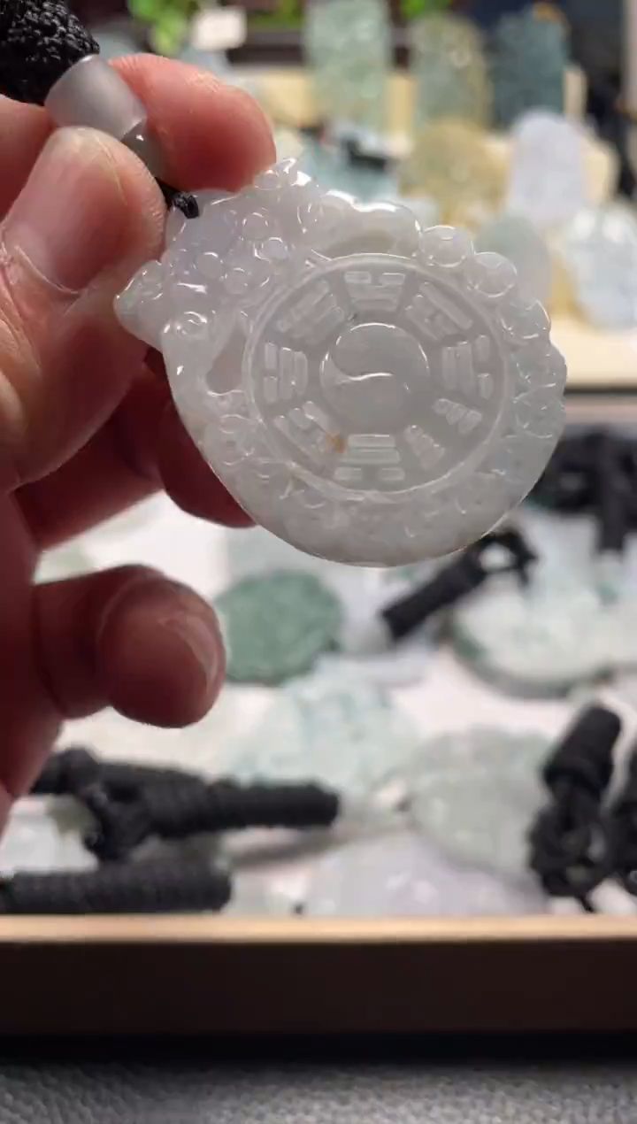 颈饰未镶嵌翡翠12/21/052