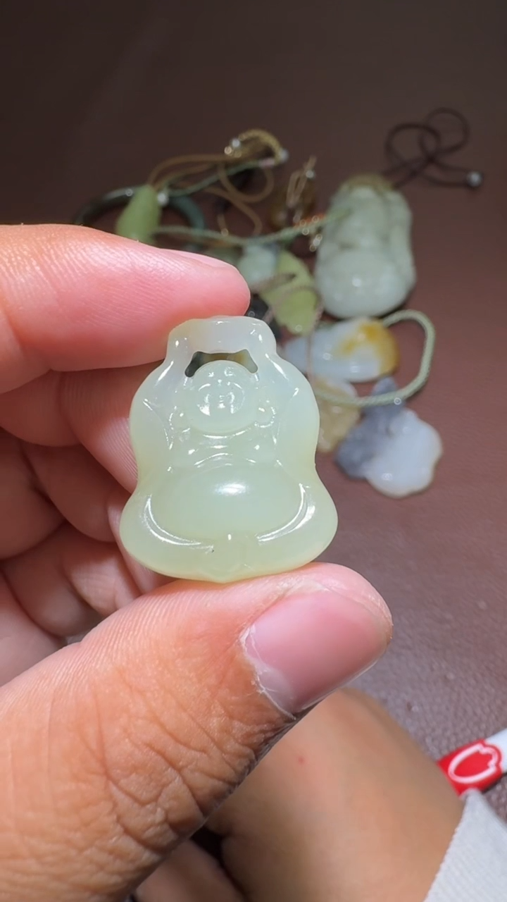 未镶嵌和田玉挂件和田玉