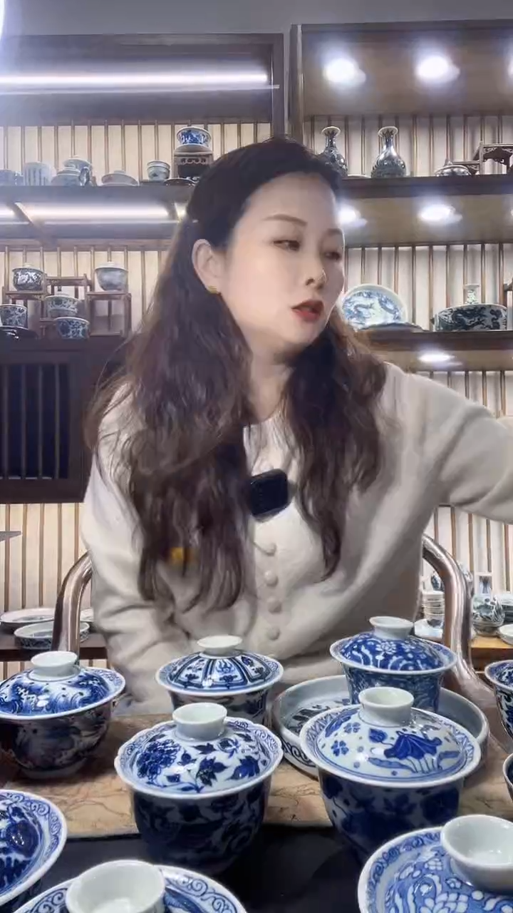 天**线直播间福利公道龙纹元青花