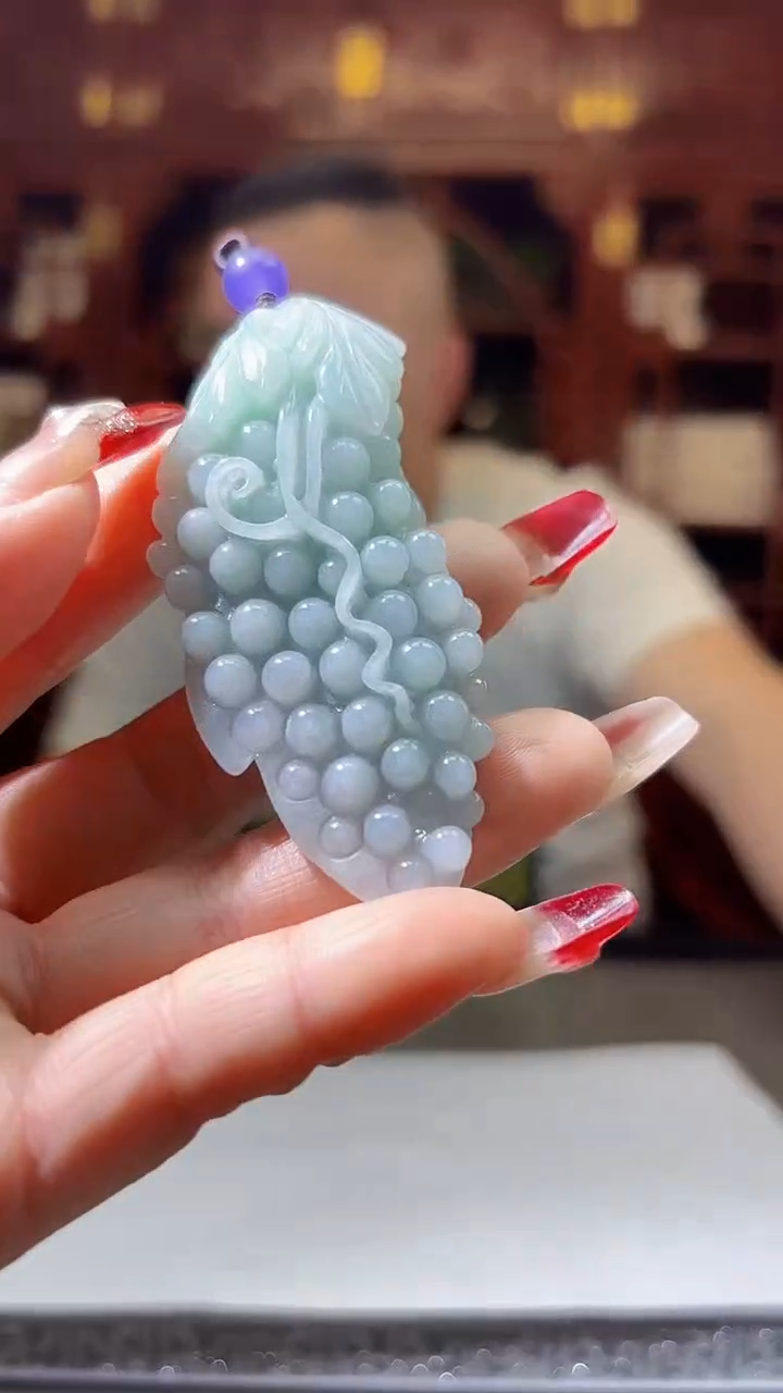 【闪购商品】翡翠颈饰未镶嵌0213/Y/葡萄