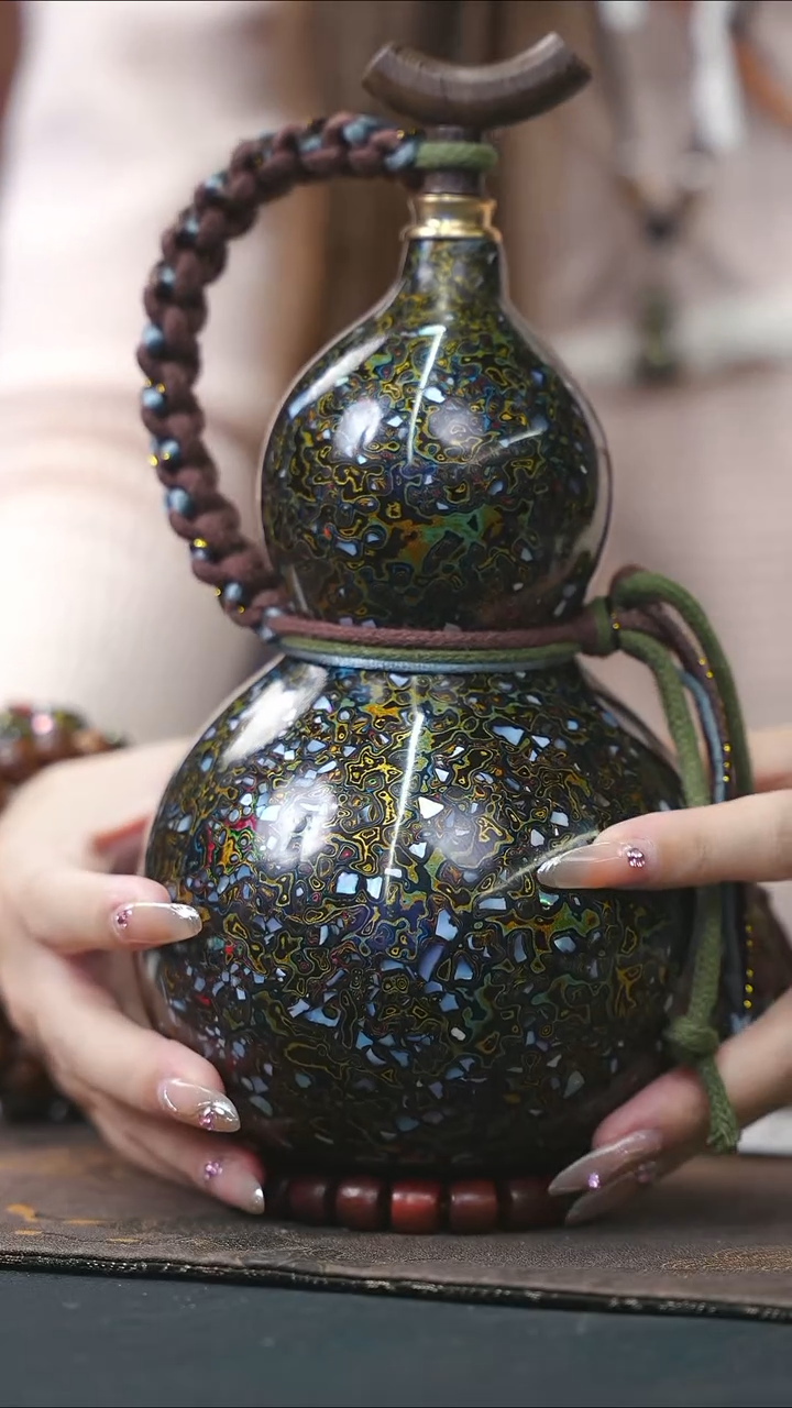 【闪购商品】WQ121漆艺酒葫芦不包手串及旋转底座