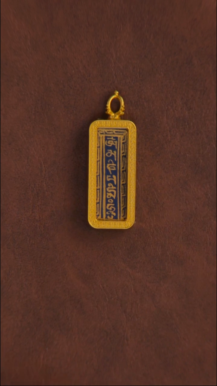 吊坠六字真言手绘