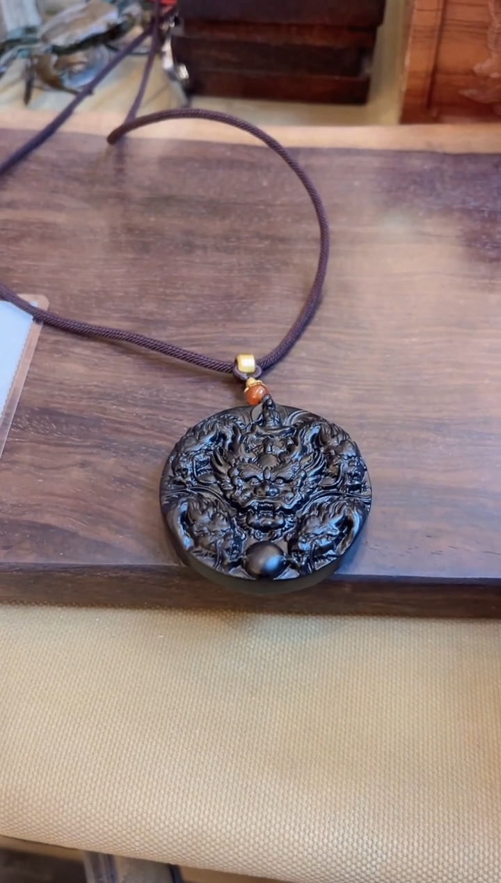 【闪购商品】和田玉玉牌未镶嵌和田玉九龙护主M033