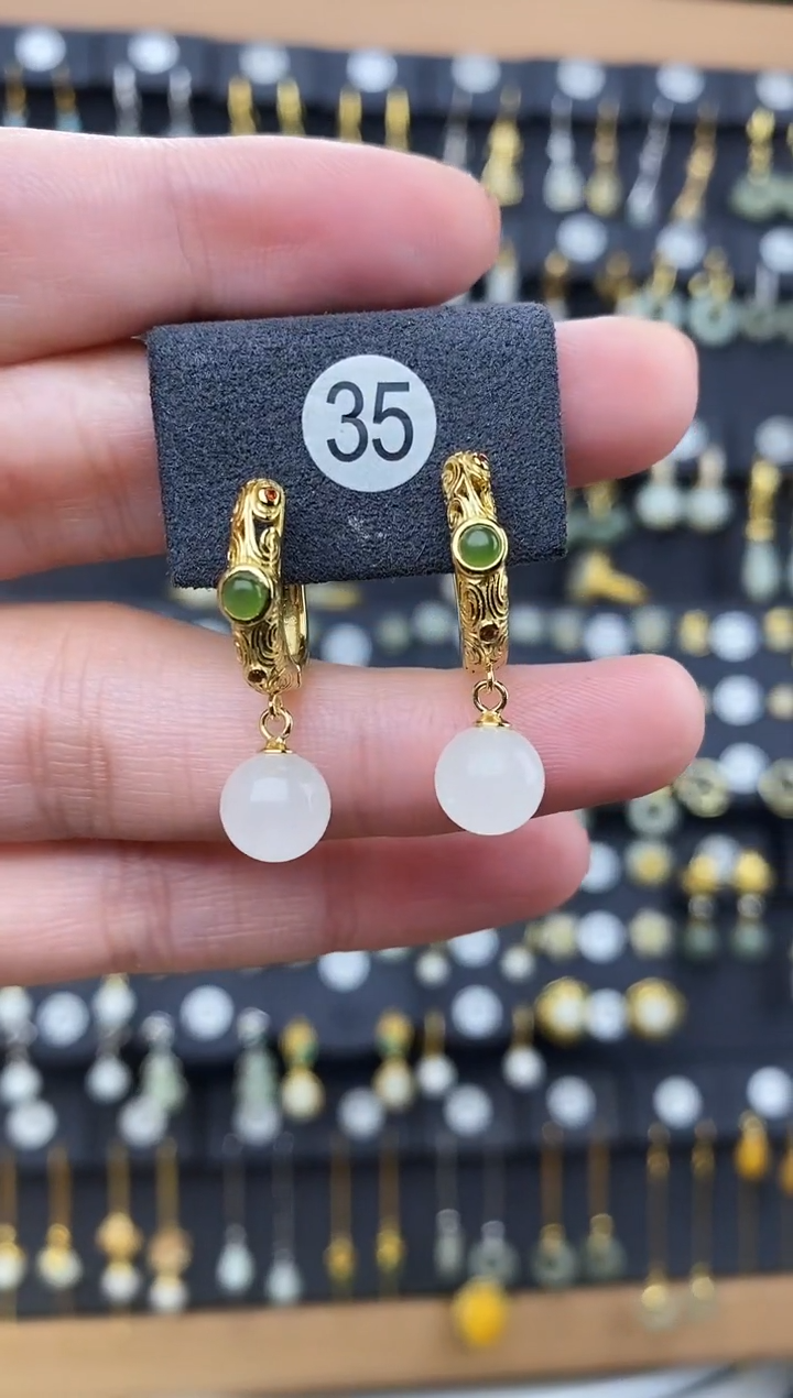 和田玉银S925镀金镶嵌耳饰小***茶耳扣