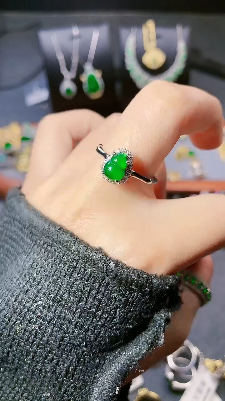 【闪购商品】翡翠戒指银S925镶嵌戒指