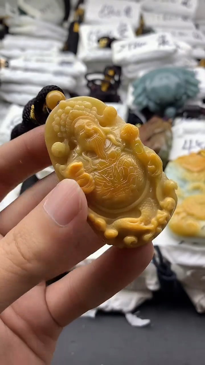 【闪购商品】翡翠颈饰未镶嵌555555555555