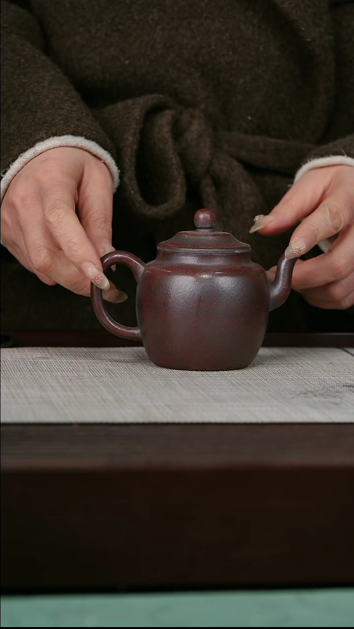 【闪购商品】宜兴原矿紫砂壶茶壶200C