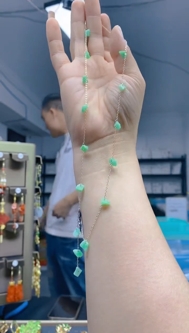 【闪购商品】翡翠耳饰银S925镶嵌222翡翠锁骨链