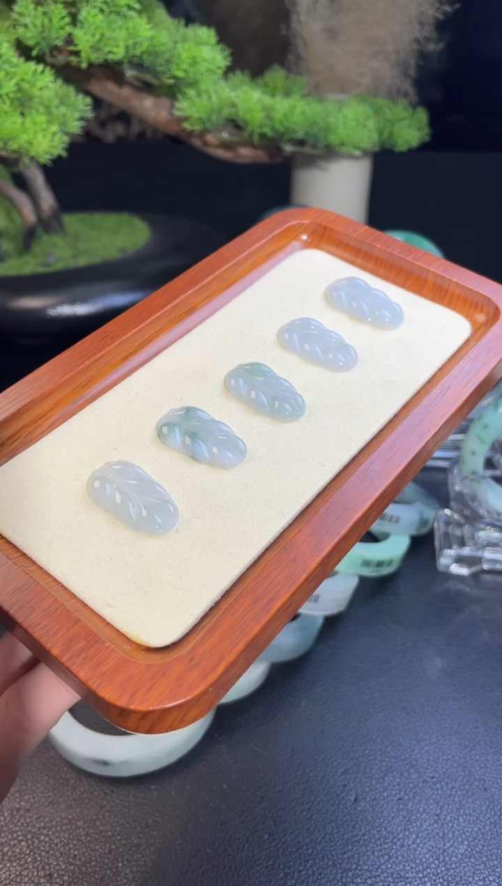 【闪购商品】翡翠颈饰未镶嵌吊坠多样性发一