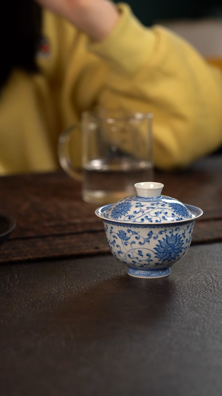 【闪购商品】杯聚澜堂点工缠枝莲盖碗
