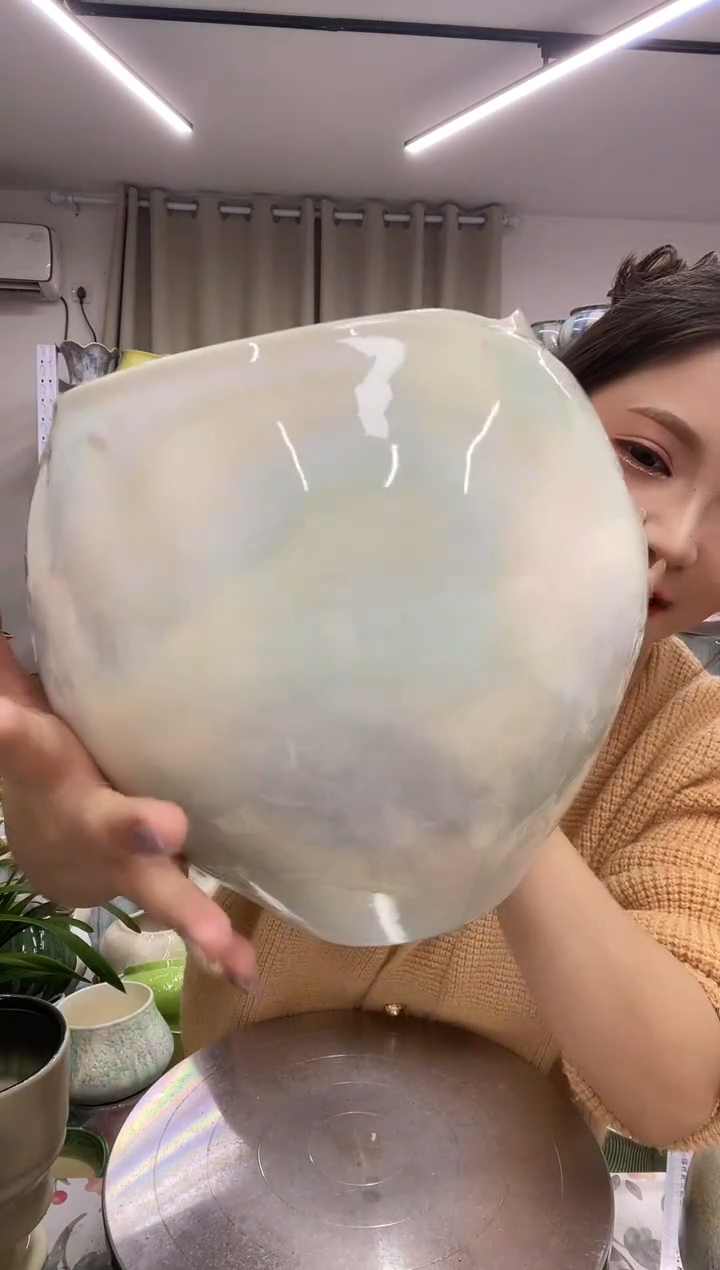 【12.4号】  花盆  高 ：21    口：16