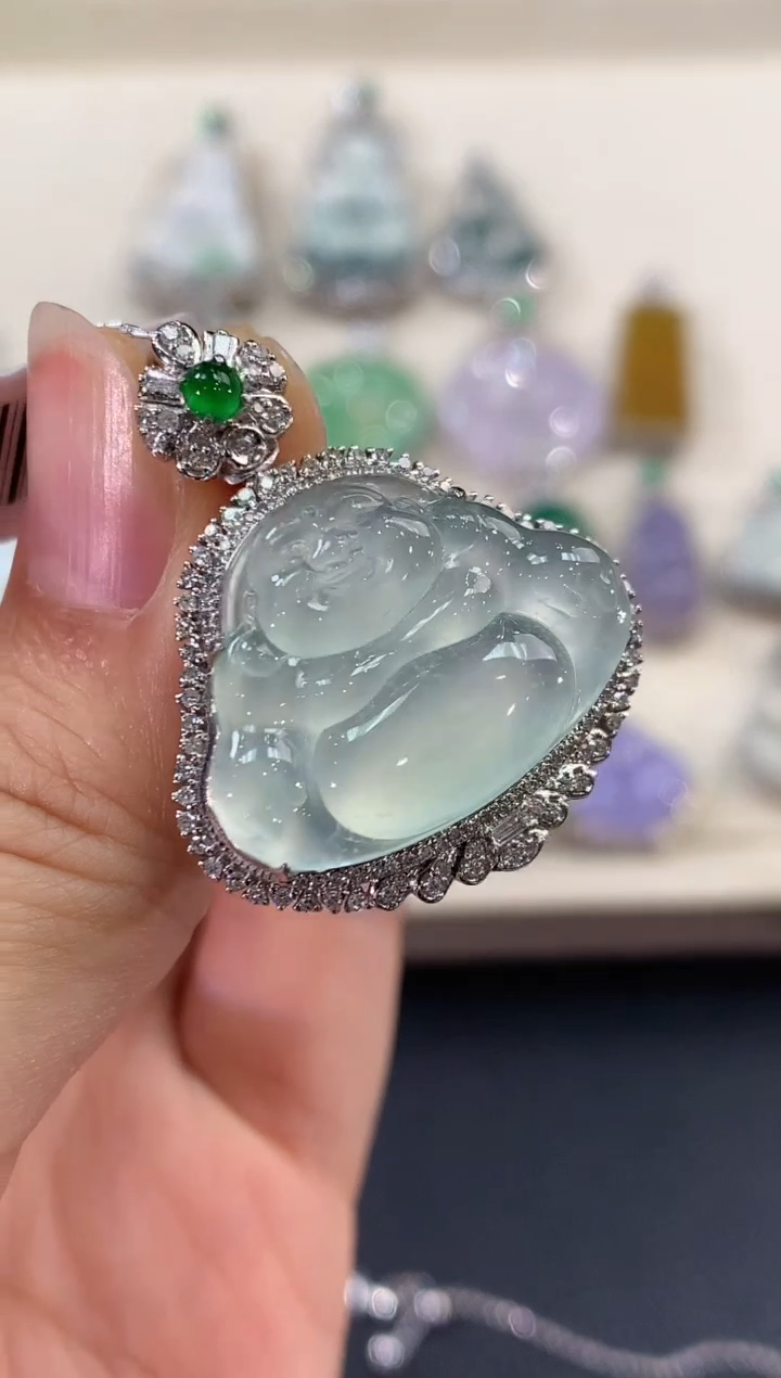 【闪购商品】翡翠吊坠(不含链)18K金镶嵌 c70