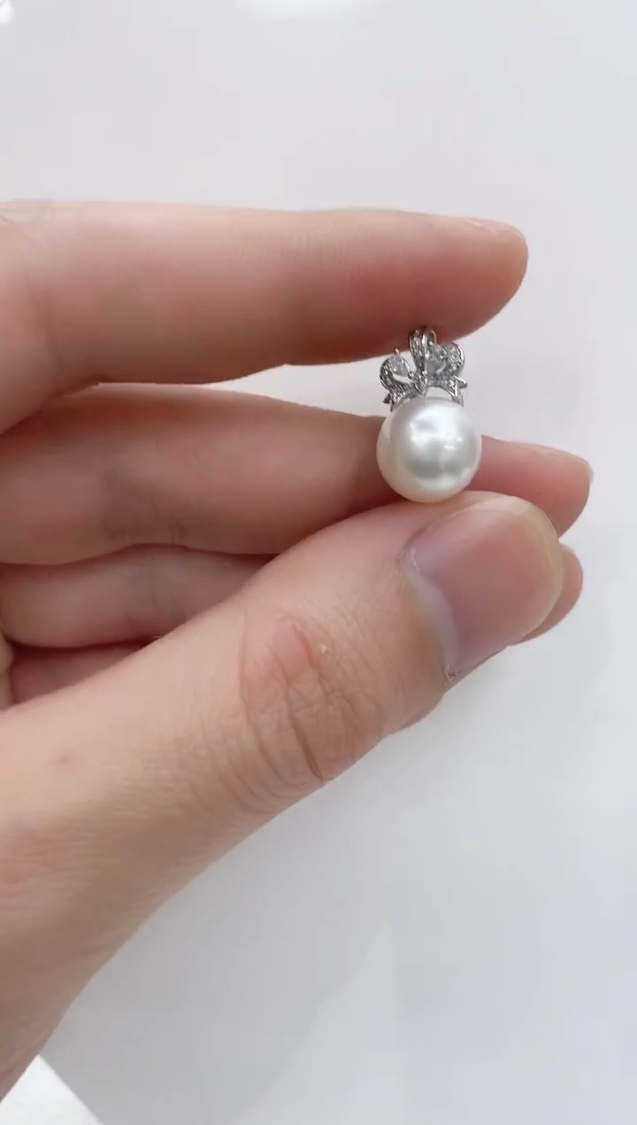 【闪购商品】海水珍珠吊坠(不含链)银S925镶嵌海水珍珠吊坠