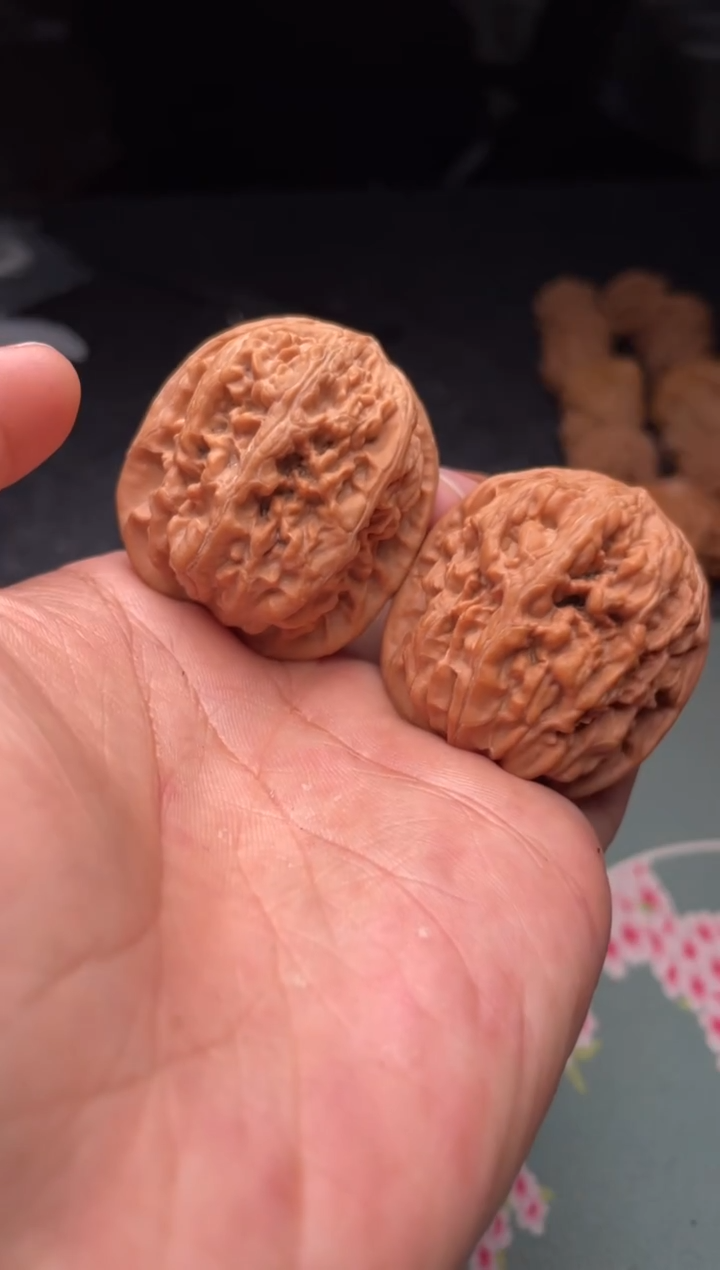 把件文玩核桃a299  凤凰台 38尺