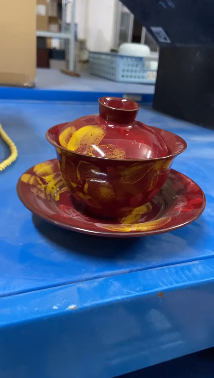 杯无运费险有瑕疵的摄影的产品有使用过的痕迹有点脏介意勿拍