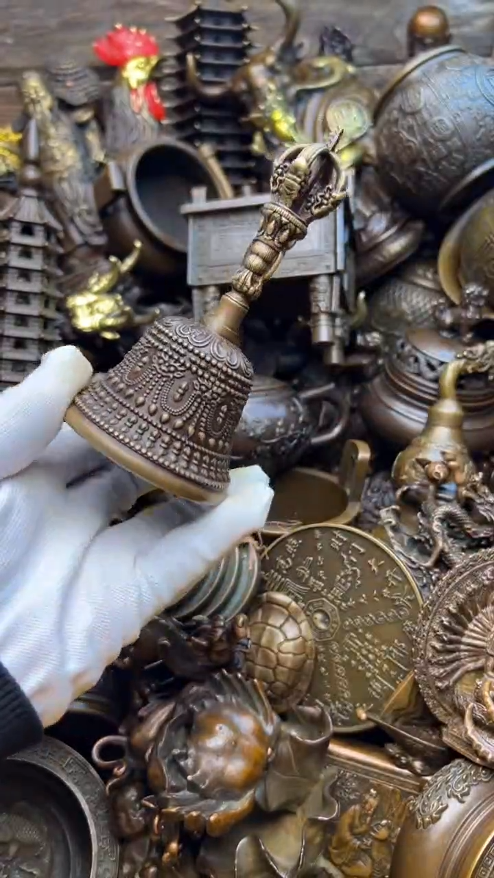 精美铜器，点击下单
