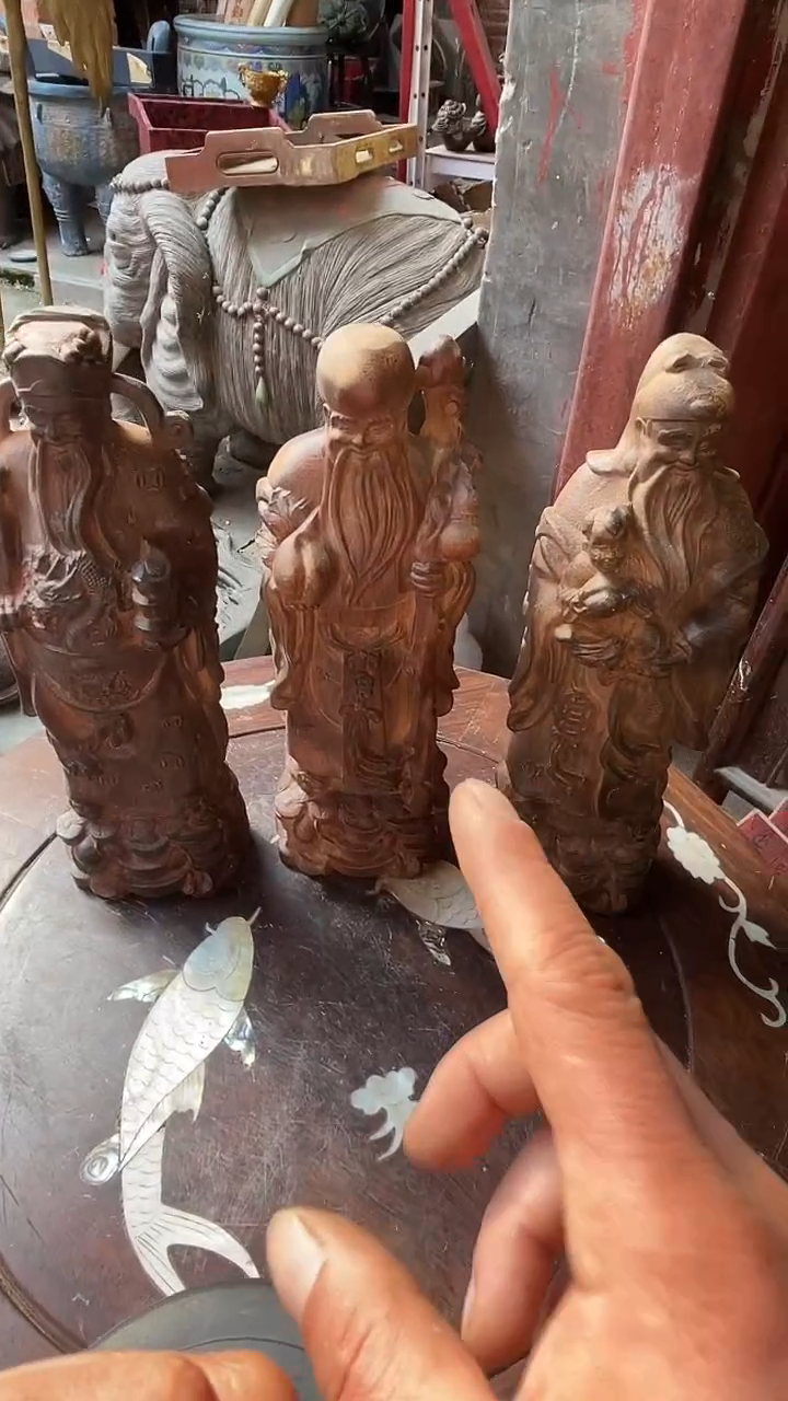 【闪购商品】木木雕新年快乐香木摆件