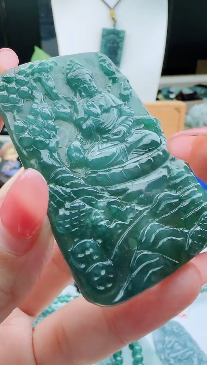 【闪购商品】翡翠颈饰未镶嵌11111111