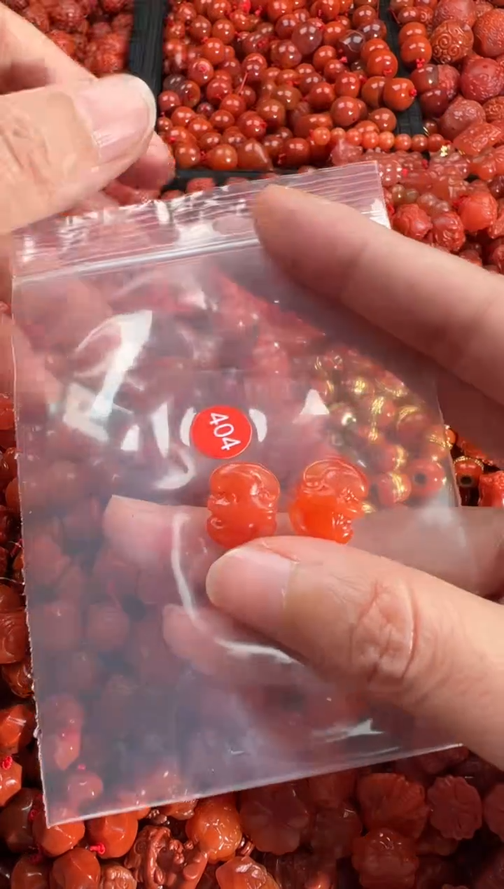 【闪购商品】南红玛瑙颈饰未镶嵌2