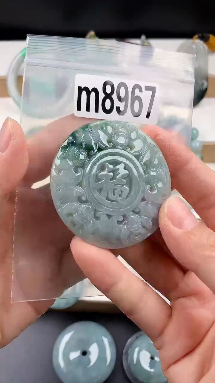 颈饰未镶嵌翡翠天然翡翠吊坠挂件