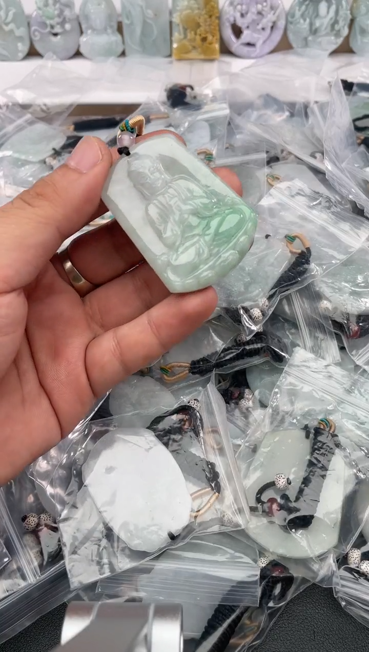 颈饰未镶嵌翡翠25/12/5/.797