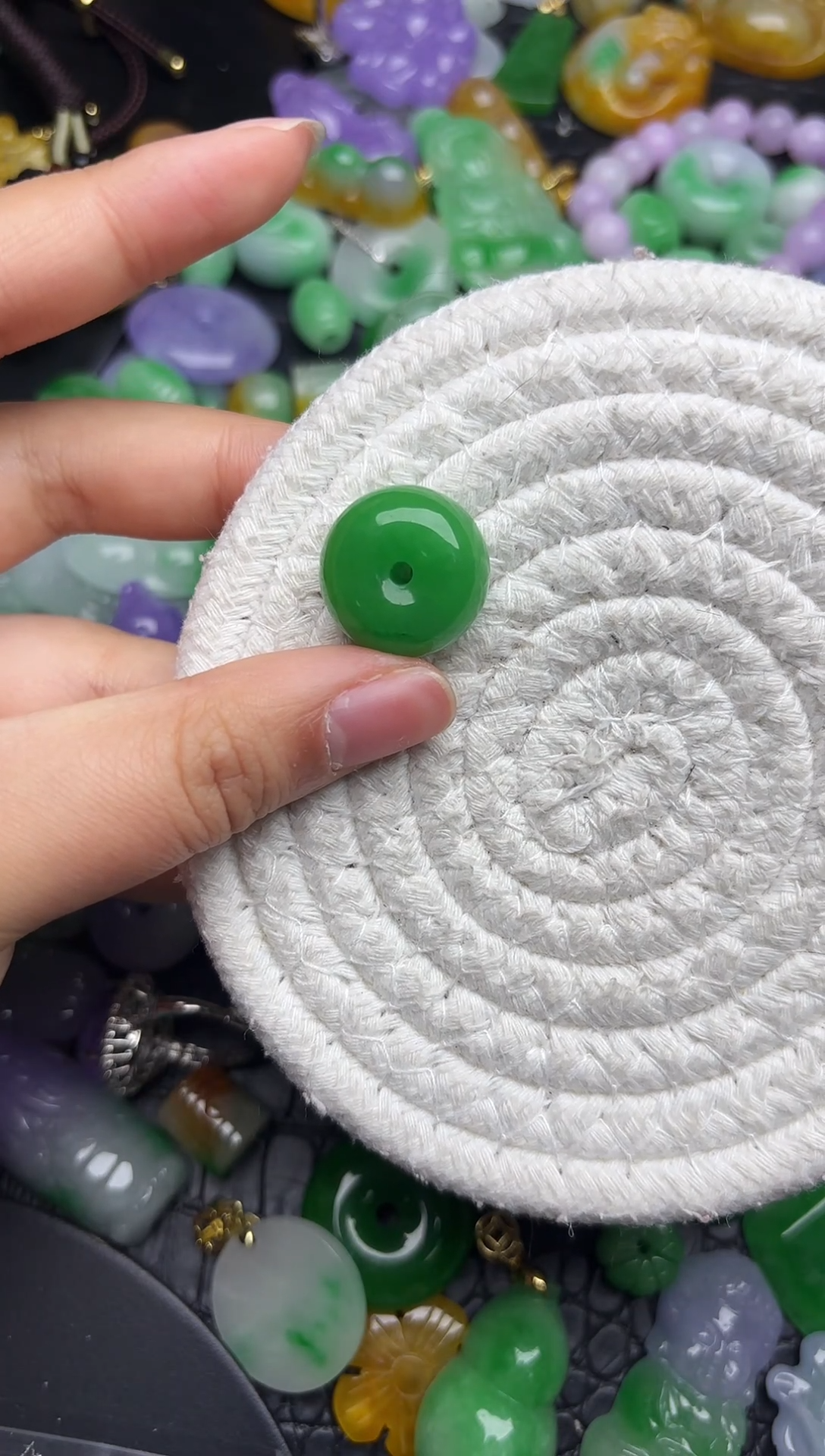 颈饰未镶嵌翡翠缅甸翡翠吊坠