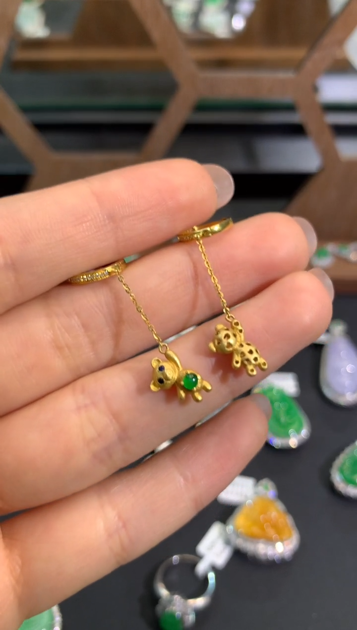 【闪购商品】翡翠吊坠(不含链)18K金镶嵌耳坠