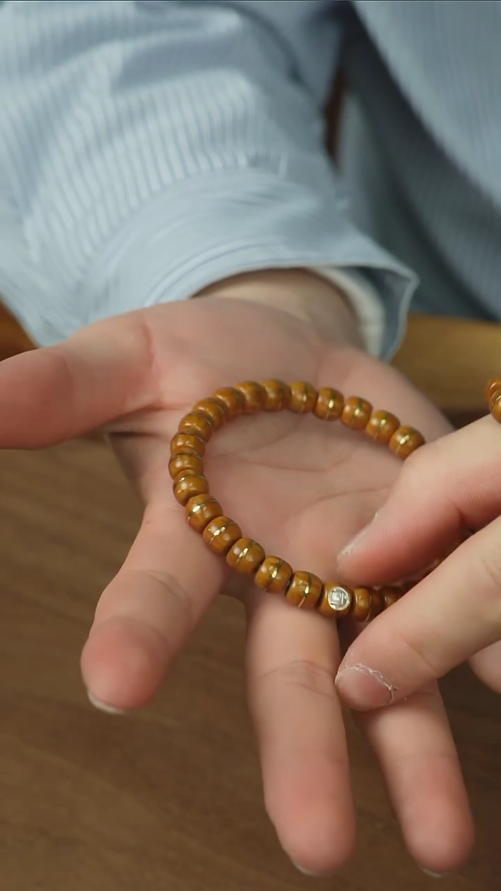 【闪购商品】紫金鼠手串0155姜黄皮实心一线天8+7带标