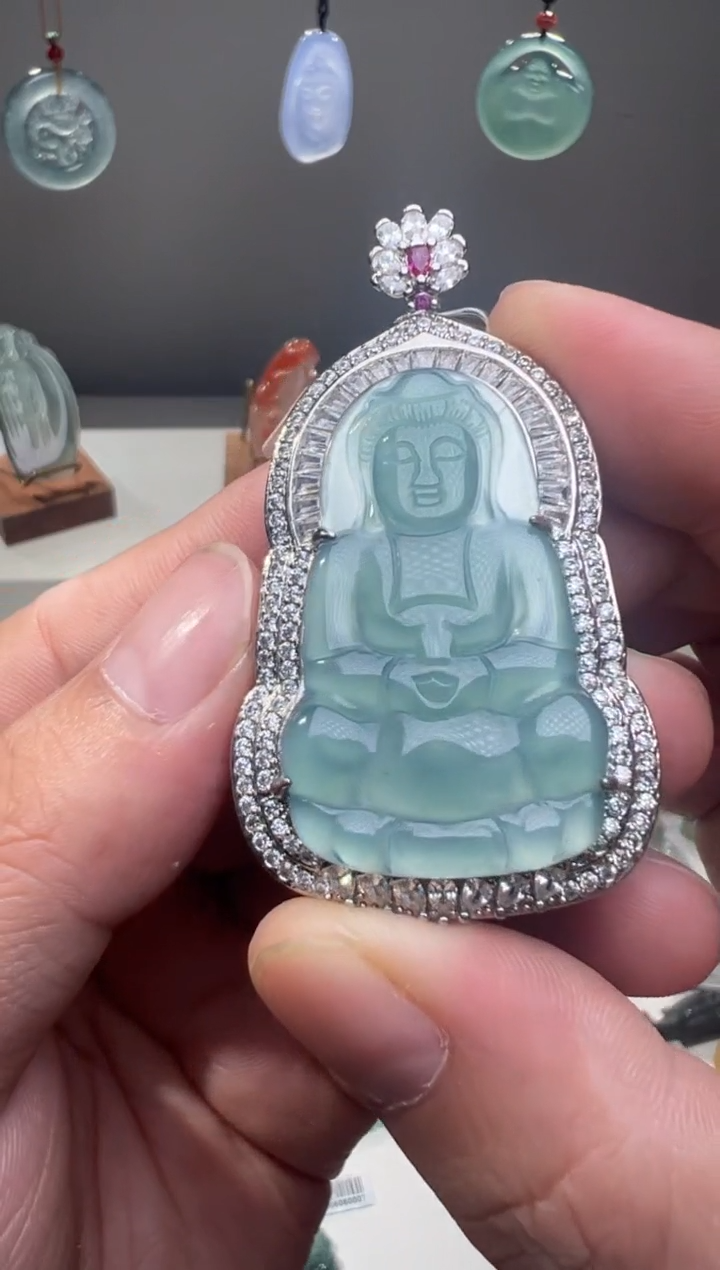 吊坠(不含链)未镶嵌翡翠观音