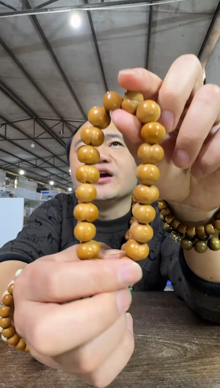 手串猴头核桃D2实物为准