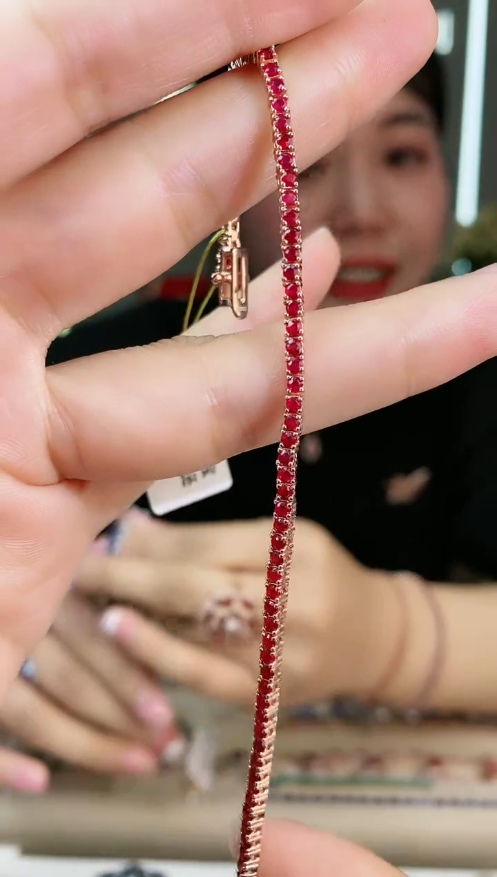 【闪购商品】红宝石手链15银S925镶嵌手链