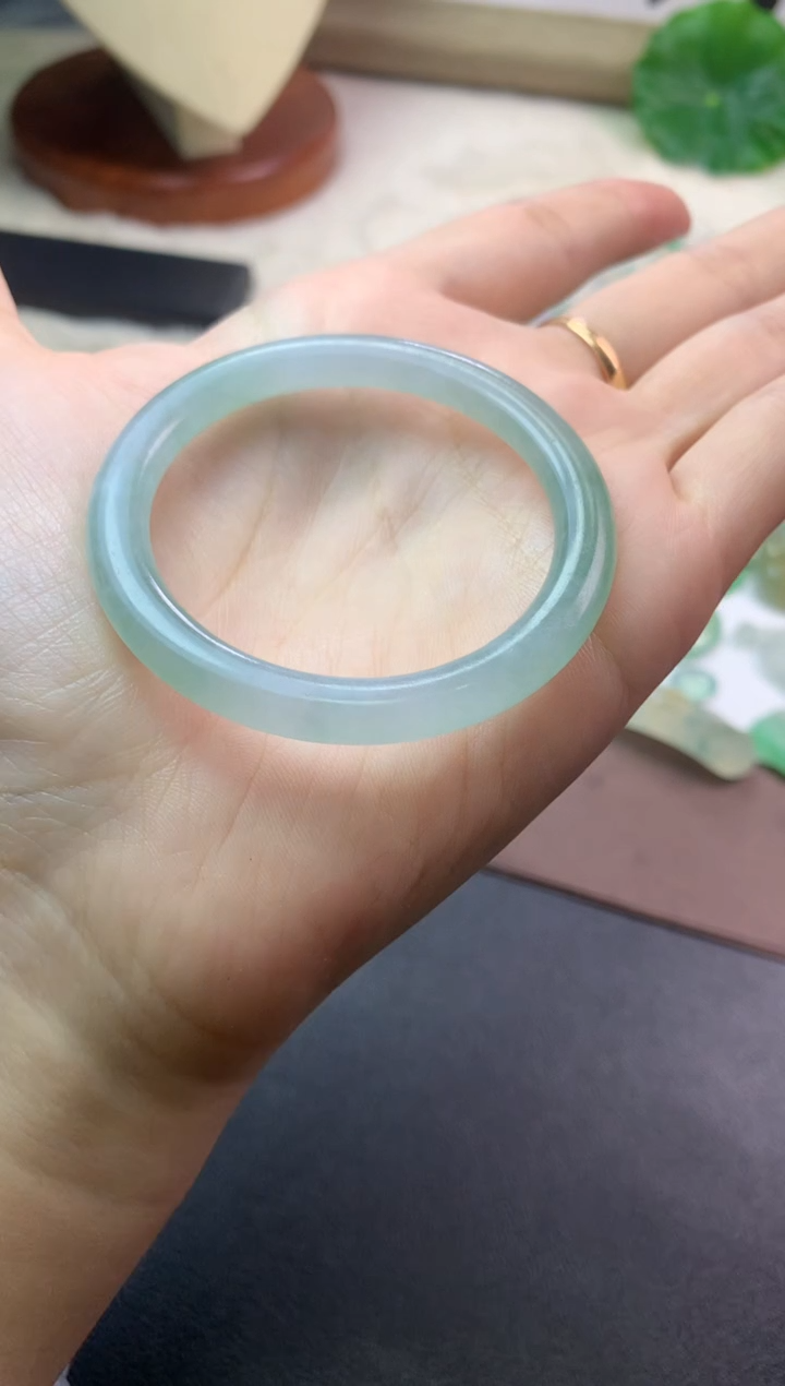 未镶嵌定制翡翠毛货