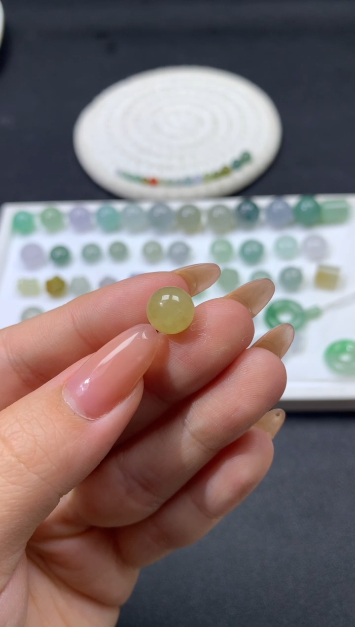 【闪购商品】定制翡翠未镶嵌             