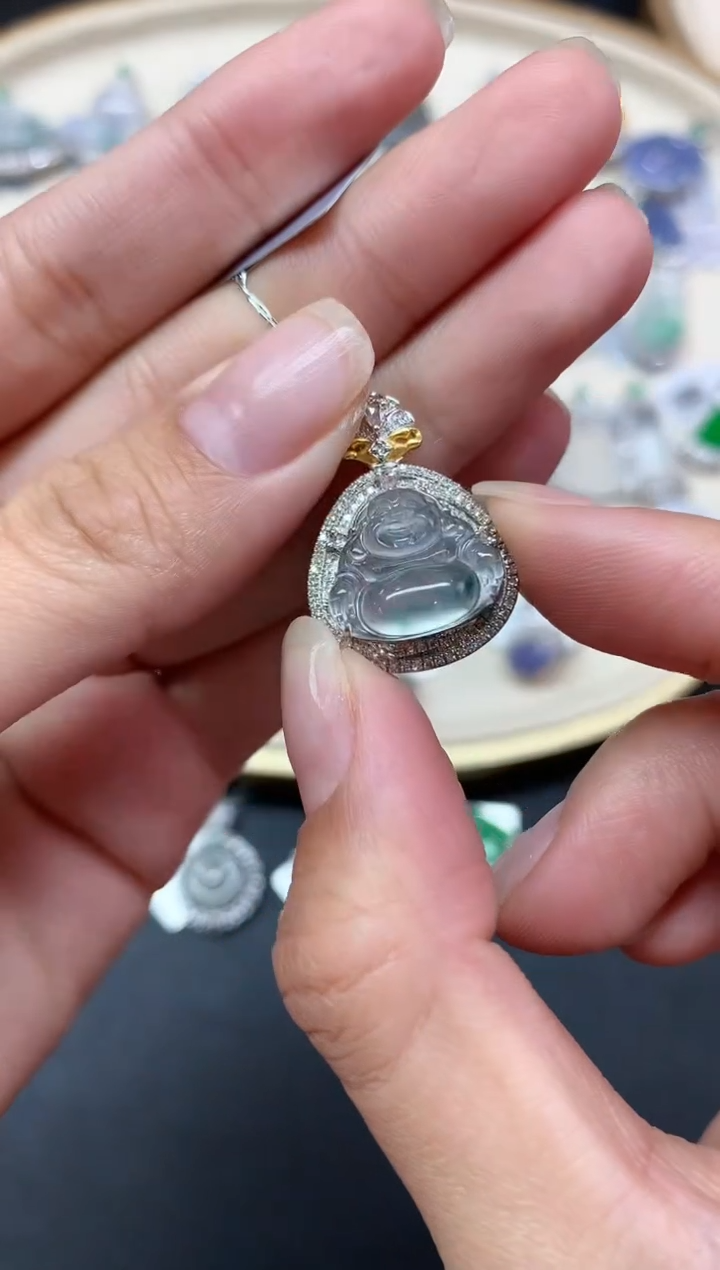 【闪购商品】翡翠吊坠(不含链)18K金镶嵌吊坠A49|13800