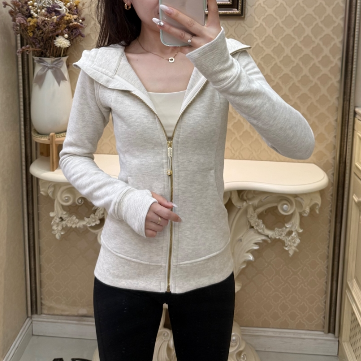 章鱼修身加绒连帽卫衣  6.