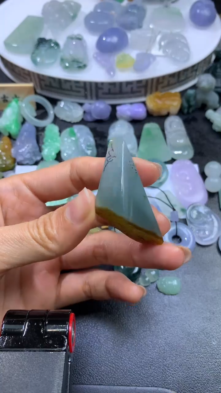 【闪购商品】定制翡翠未镶嵌翡翠