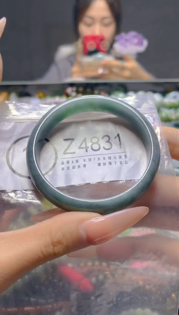 颈饰未镶嵌翡翠55-57/Z/翡翠A货，一件也是批发价