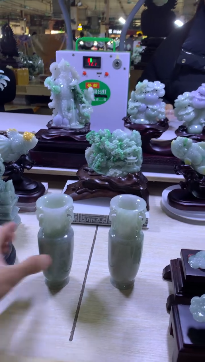 【闪购商品】翡翠摆件未镶嵌翡翠摆件