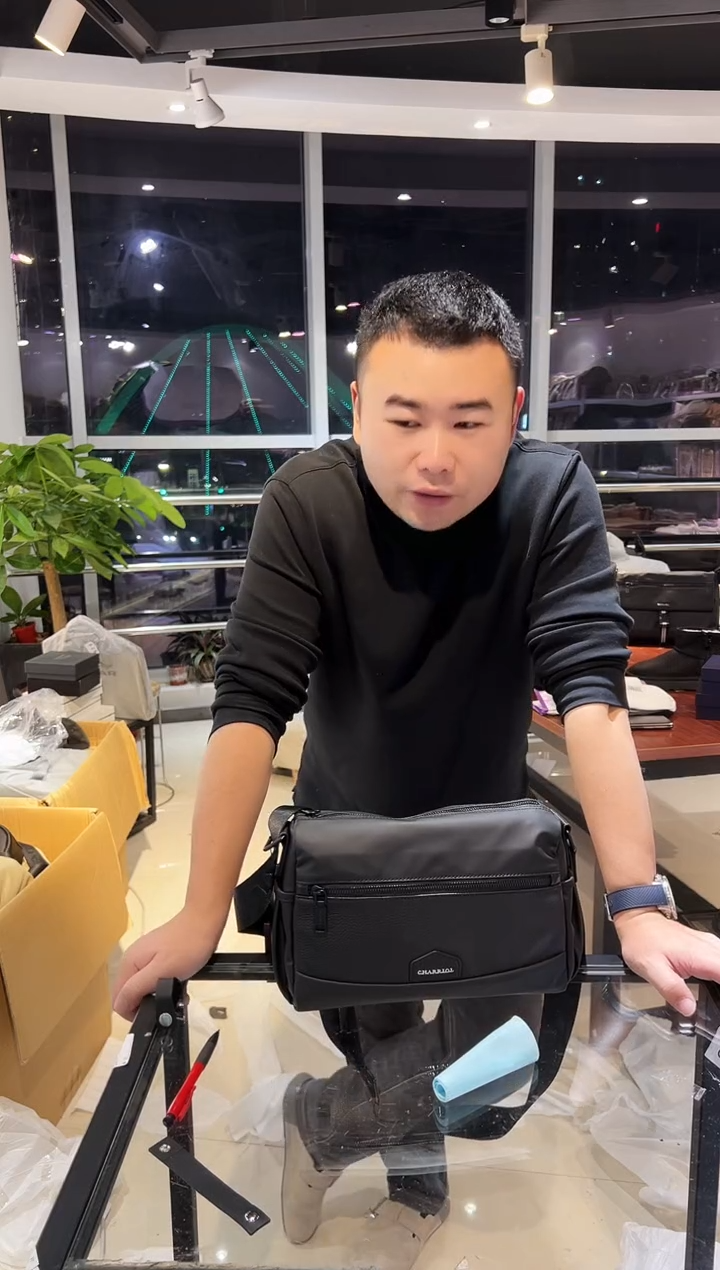 头层牛皮韩爵绅士包包皮具988