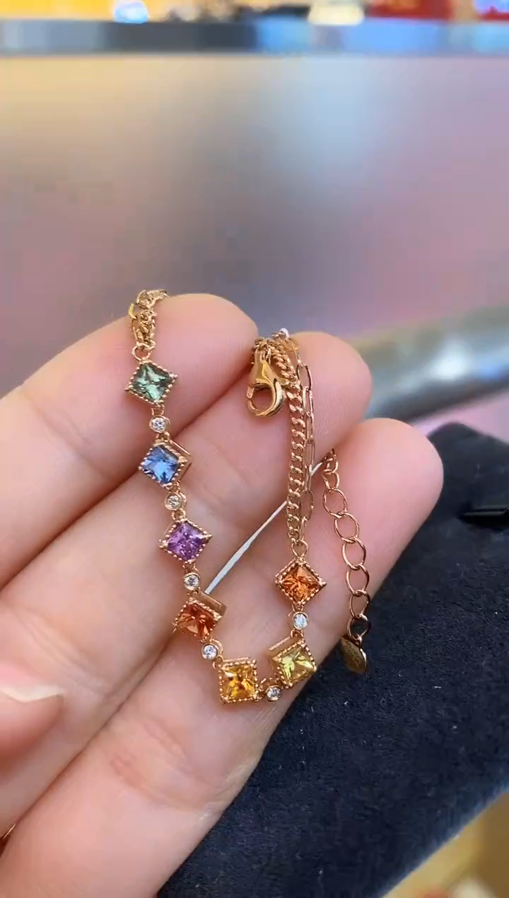 【闪购商品】彩色蓝宝石手链18K金镶嵌彩宝手链
