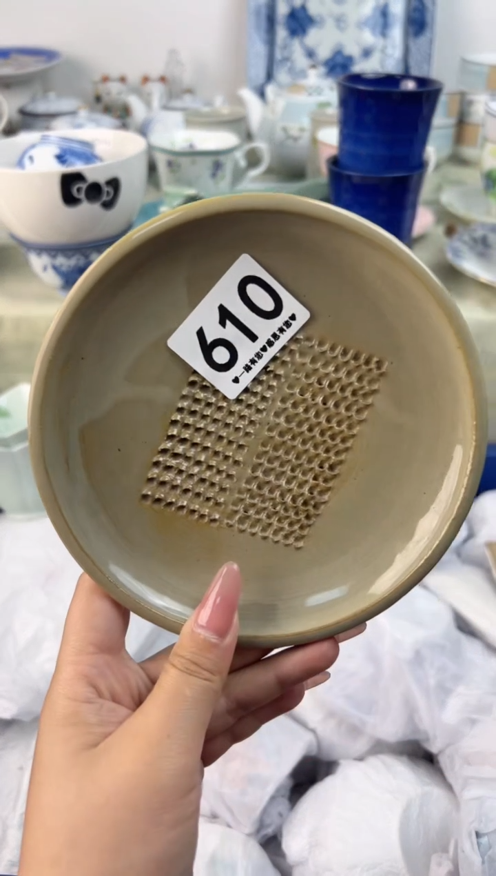 瓷片哩***I610..........