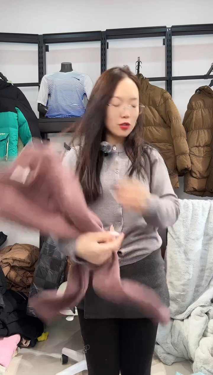2491 闪购编码  运动卫衣裤以直播间过款为准 尺码  ·  